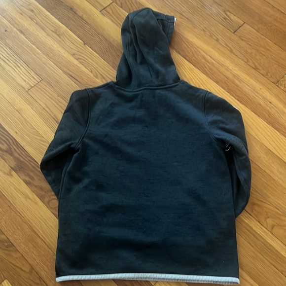Under Armour boys hoodie - Picture 2 of 3